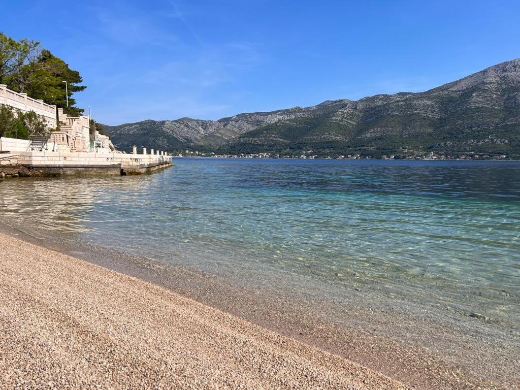 Villa Jade Apartments Front Row Sea View - Walk To Korcula Old Town Medvinjak Exterior photo