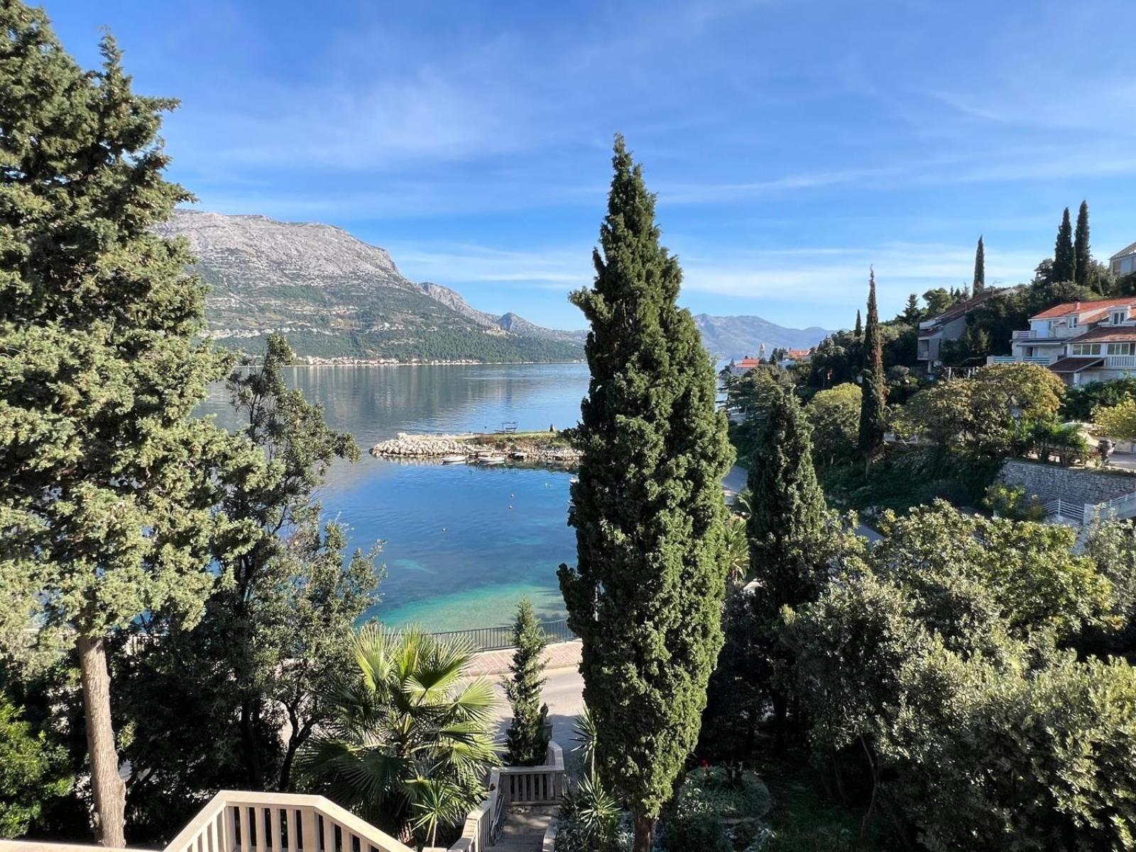 Villa Jade Apartments Front Row Sea View - Walk To Korcula Old Town Medvinjak Exterior photo