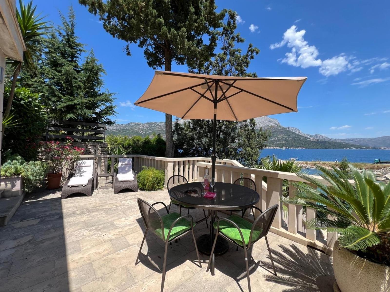 Villa Jade Apartments Front Row Sea View - Walk To Korcula Old Town Medvinjak Exterior photo